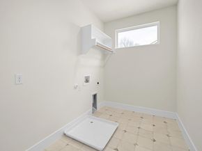 6107 Richardson LN 3, Austin TX 78741