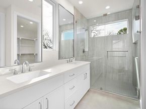 6107 Richardson LN 3, Austin TX 78741