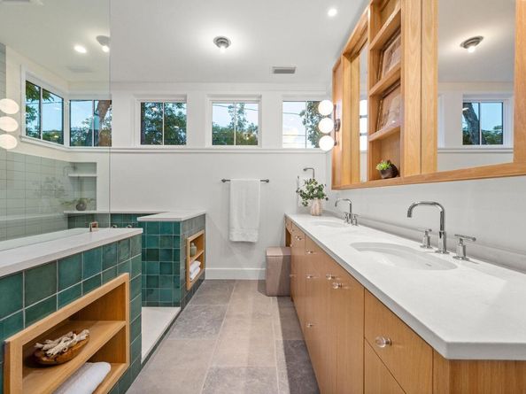 706 W Johanna ST, Austin TX 78704