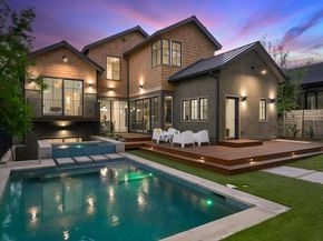 706 W Johanna ST, Austin TX 78704