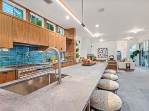 706 W Johanna ST, Austin TX 78704
