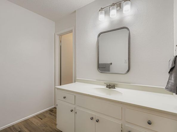 11619 Sherwood FRST, Austin TX 78759