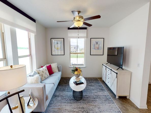 8113 Springsteen DR, Austin TX 78744