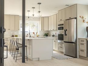 2201 Trede DR, Austin TX 78745