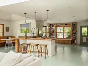 5204 Cueva DR, Austin TX 78738