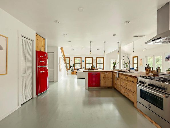 5204 Cueva DR, Austin TX 78738