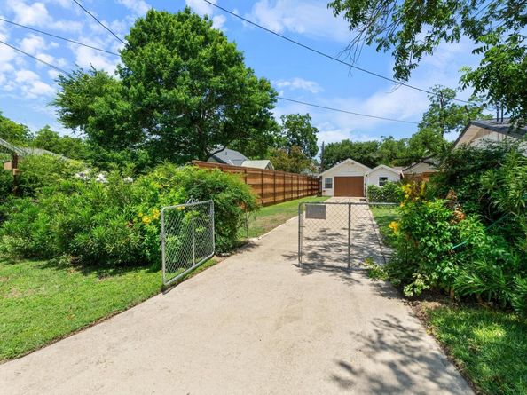 810 E University Ave, Georgetown TX 78626