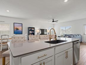 424 Wolf Springs RD, Georgetown TX 78628