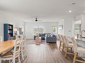 424 Wolf Springs RD, Georgetown TX 78628