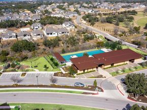 424 Wolf Springs RD, Georgetown TX 78628