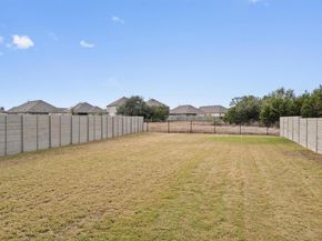 424 Wolf Springs RD, Georgetown TX 78628