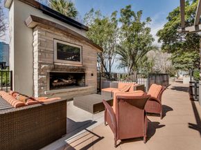 360 Nueces ST 3309, Austin TX 78701