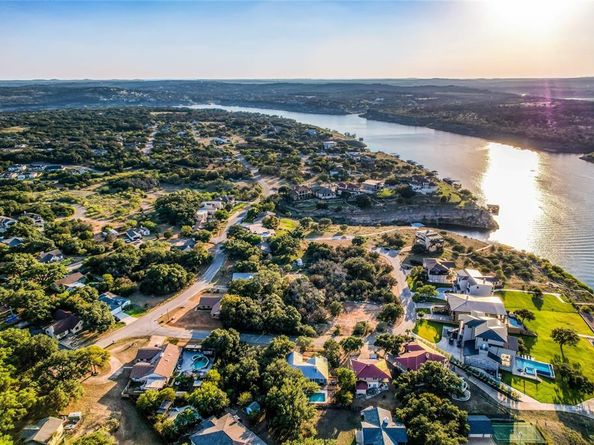 3110 Point CV, Lago Vista TX 78645