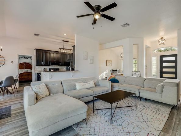 3110 Point CV, Lago Vista TX 78645
