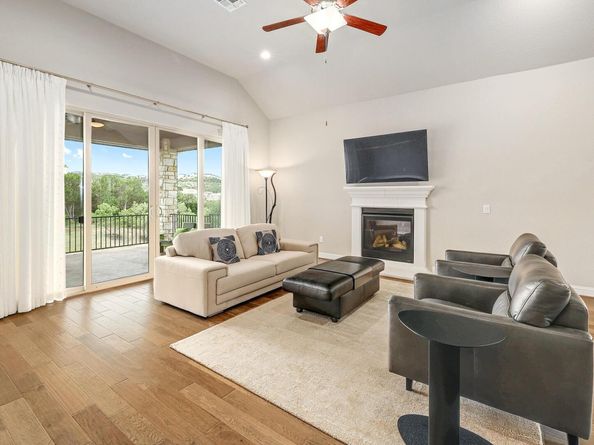 512 Summer Wilson CV, Austin TX 78738