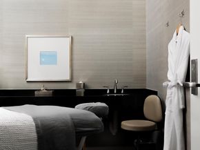 200 Congress Ave 24E, Austin TX 78701