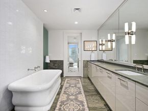 200 Congress Ave 24E, Austin TX 78701