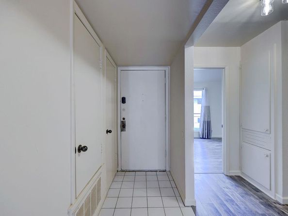 6905 Old Post LOOP, Austin TX 78744