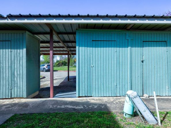6905 Old Post LOOP, Austin TX 78744