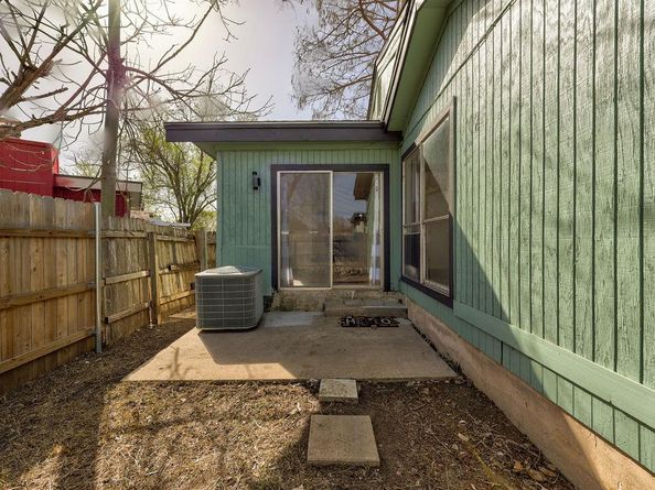 6905 Old Post LOOP, Austin TX 78744