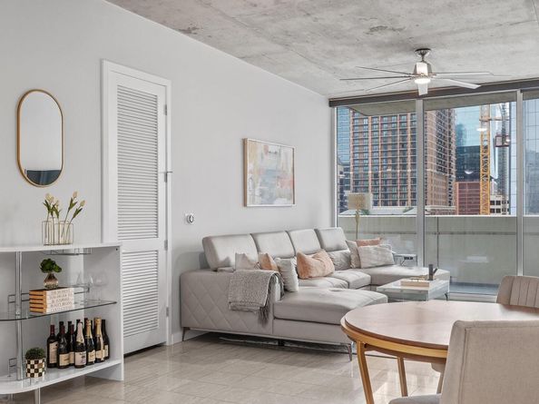 360 Nueces ST 911, Austin TX 78701