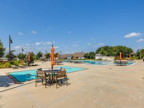 101 Wind Flower LN, Liberty Hill TX 78642