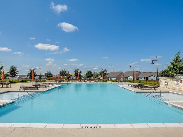 101 Wind Flower LN, Liberty Hill TX 78642