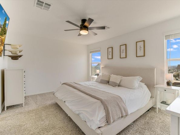 101 Wind Flower LN, Liberty Hill TX 78642