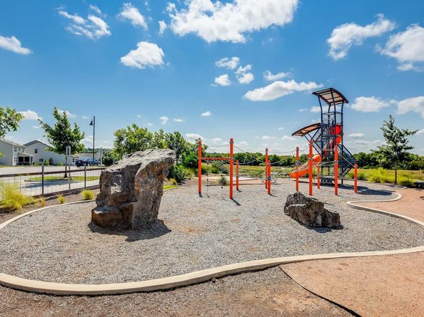 101 Wind Flower LN, Liberty Hill TX 78642