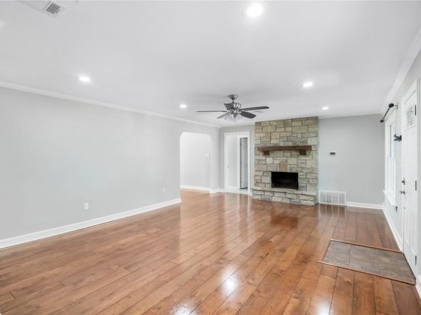 206 S Mustang Ave, Cedar Park TX 78613