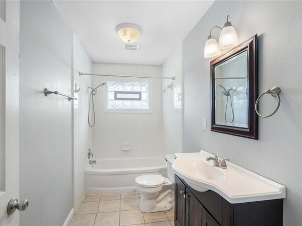 206 S Mustang Ave, Cedar Park TX 78613