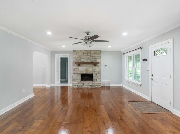206 S Mustang Ave, Cedar Park TX 78613