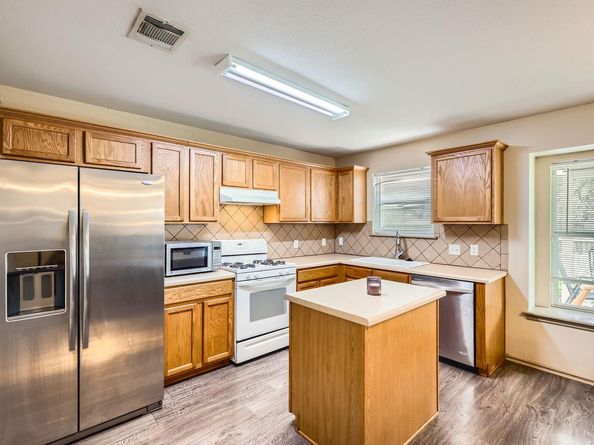 1900 Jesse Owens DR, Austin TX 78748