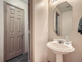 1900 Jesse Owens DR, Austin TX 78748