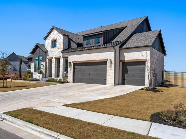 212 Jates Field BND, Liberty Hill TX 78642