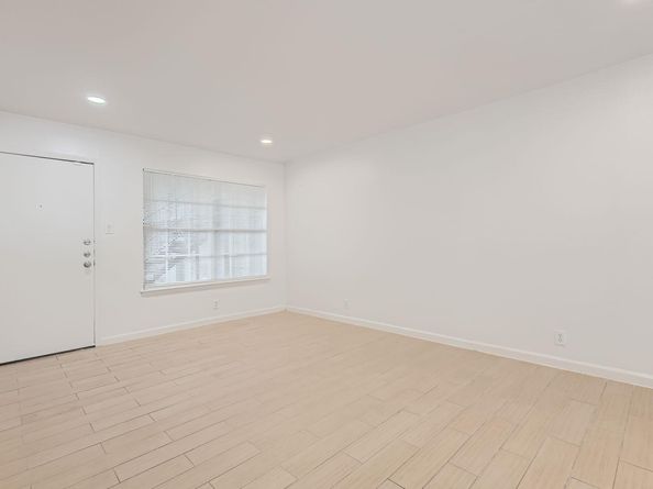 300 Crockett ST 115, Austin TX 78704