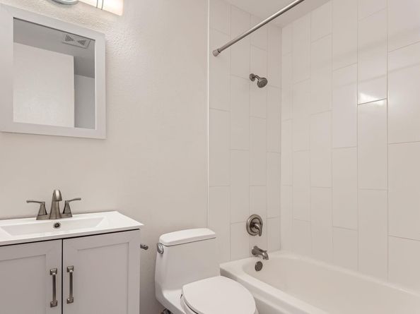 300 Crockett ST 115, Austin TX 78704