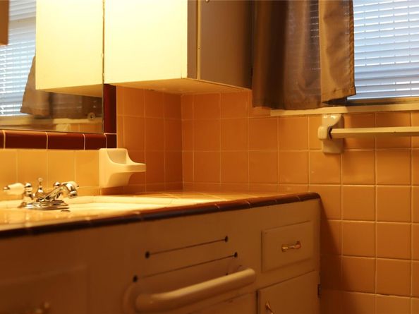 6106 Felix Ave, Austin TX 78741