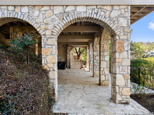 919 Challenger, Lakeway TX 78734