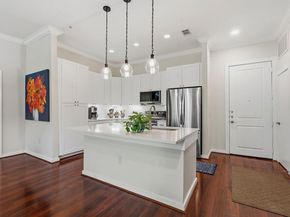 1900 Barton Springs RD 2026, Austin TX 78704