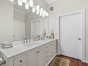 1900 Barton Springs RD 2026, Austin TX 78704