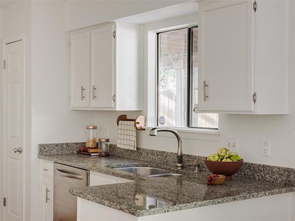 7806 Beauregard CIR, Austin TX 78745