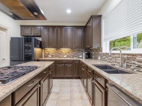 2129 Clear Lake PL, Round Rock TX 78665
