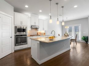 207 Bridgeford DR 16, Austin TX 78745