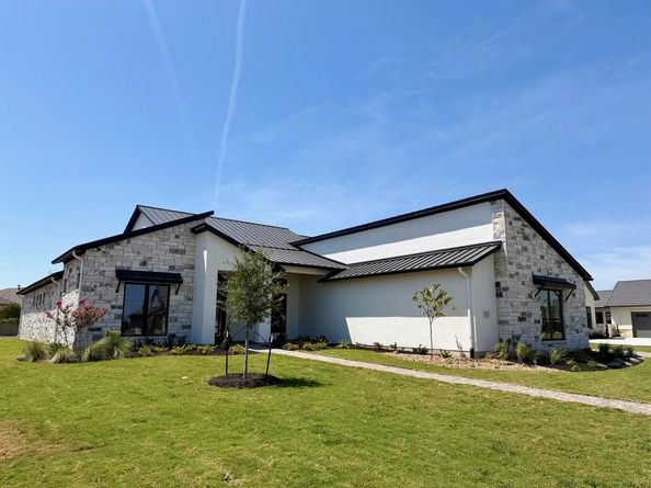 117 La Ventana DR, Liberty Hill TX 78642
