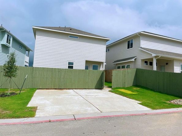 9721 Morning Iris DR, Manor TX 78653