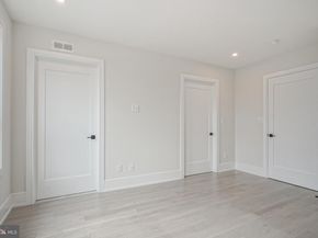 2002 Renaissance Walk, Philadelphia PA 19145
