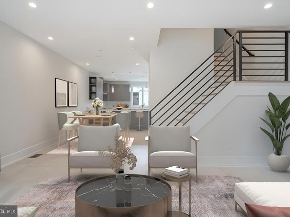 2002 Renaissance Walk  2, Philadelphia PA 19145