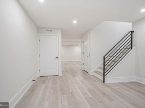 2002 Renaissance Walk, Philadelphia PA 19145