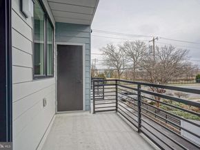 2002 Renaissance Walk, Philadelphia PA 19145